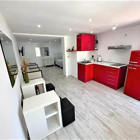 Apartment Evans Realty As Lujoso Estudio Nikki Marbella